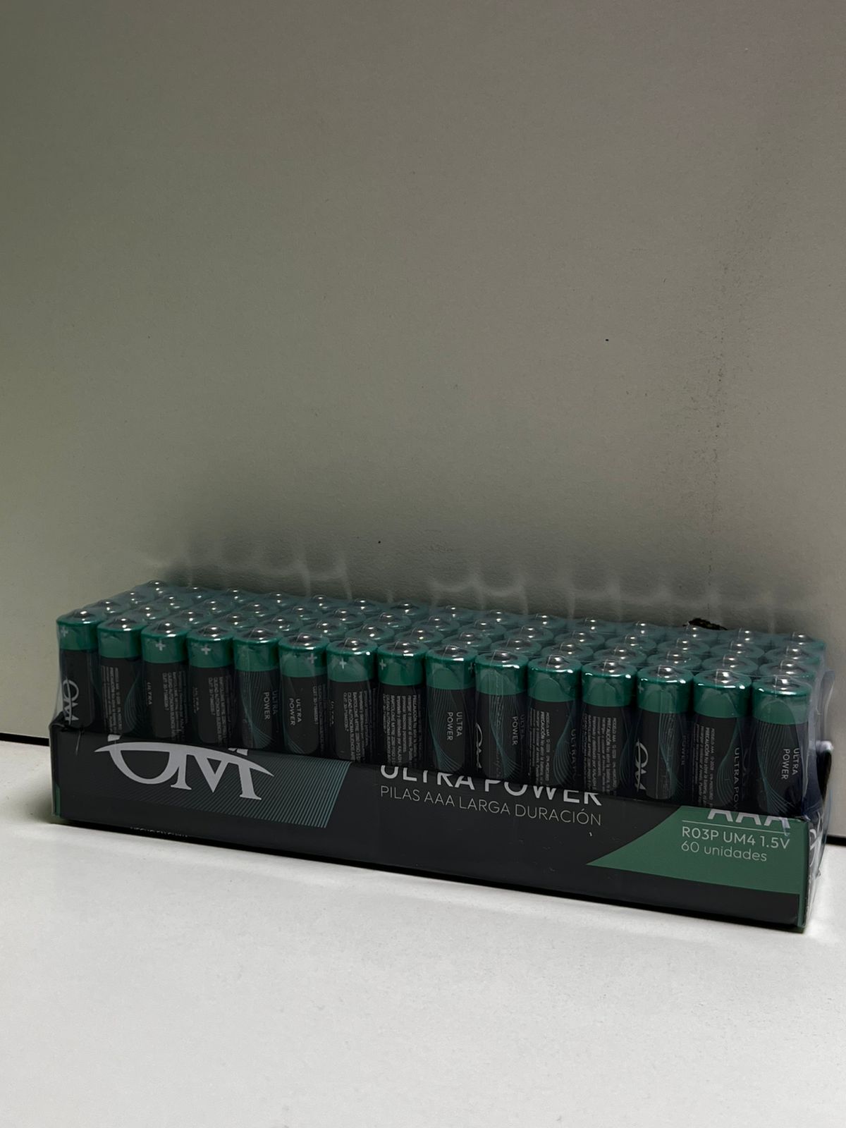 PILA OM AAA (X60 UNIDADES)